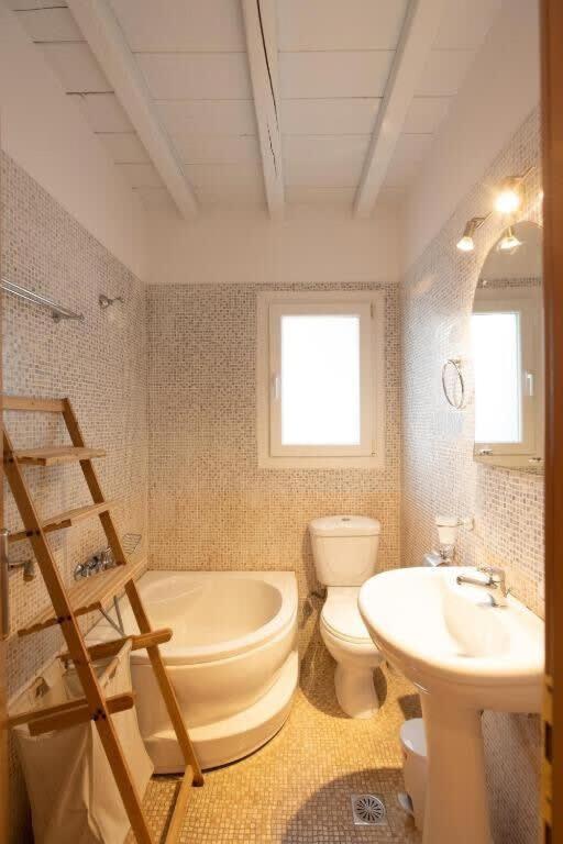 Dreamscape Cozy 3-bedroom Mykonos Hideaway Apartment